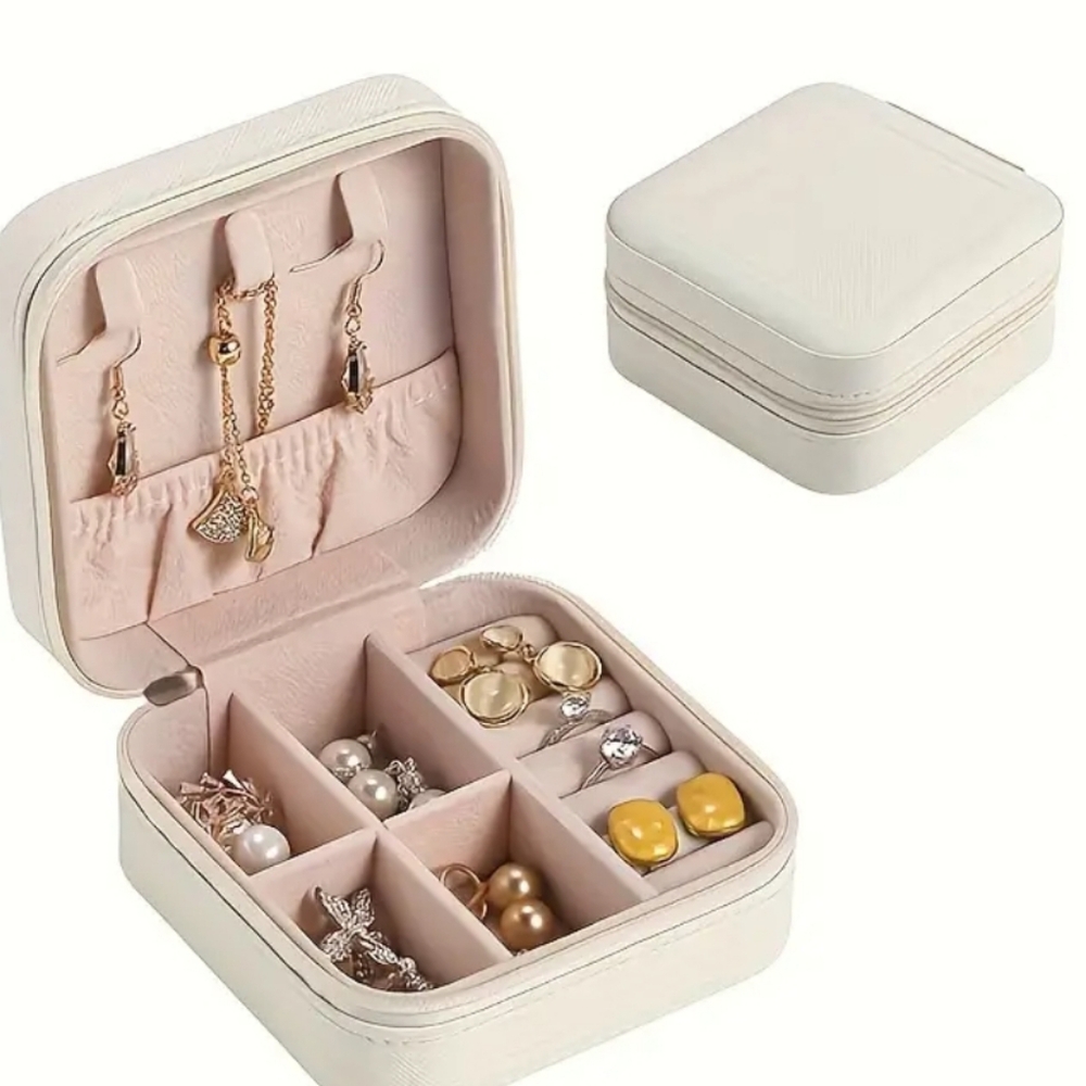 1pc Luxurious Travel Jewelry Box - Women's Accessories